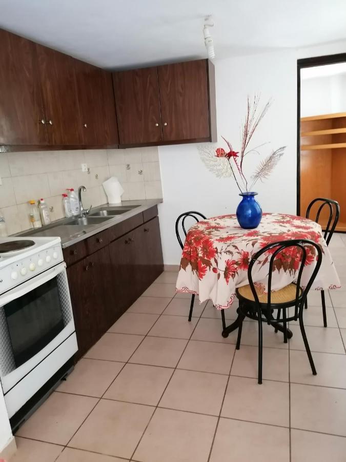 Philoxenia Holiday Home Pappadhiánika エクステリア 写真