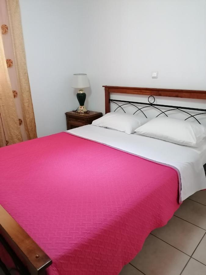 Philoxenia Holiday Home Pappadhiánika エクステリア 写真